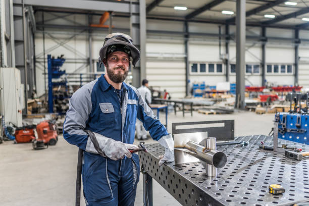Maumee, OH Welder & Metal Fabrication Company